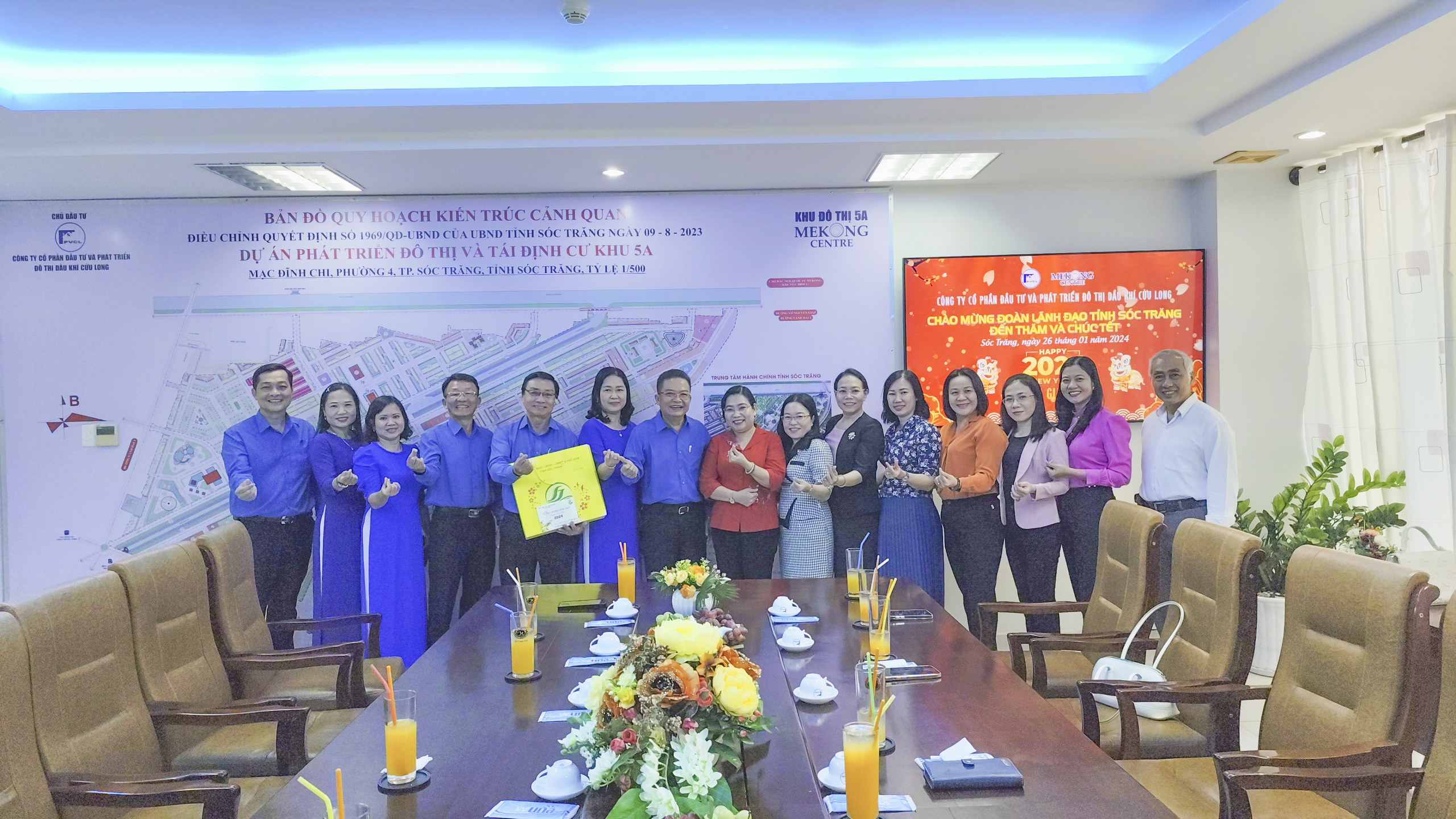 Lãnh đạo tỉnh đến thăm và chúc Tết Công đoàn Cơ sở Công ty PVCL